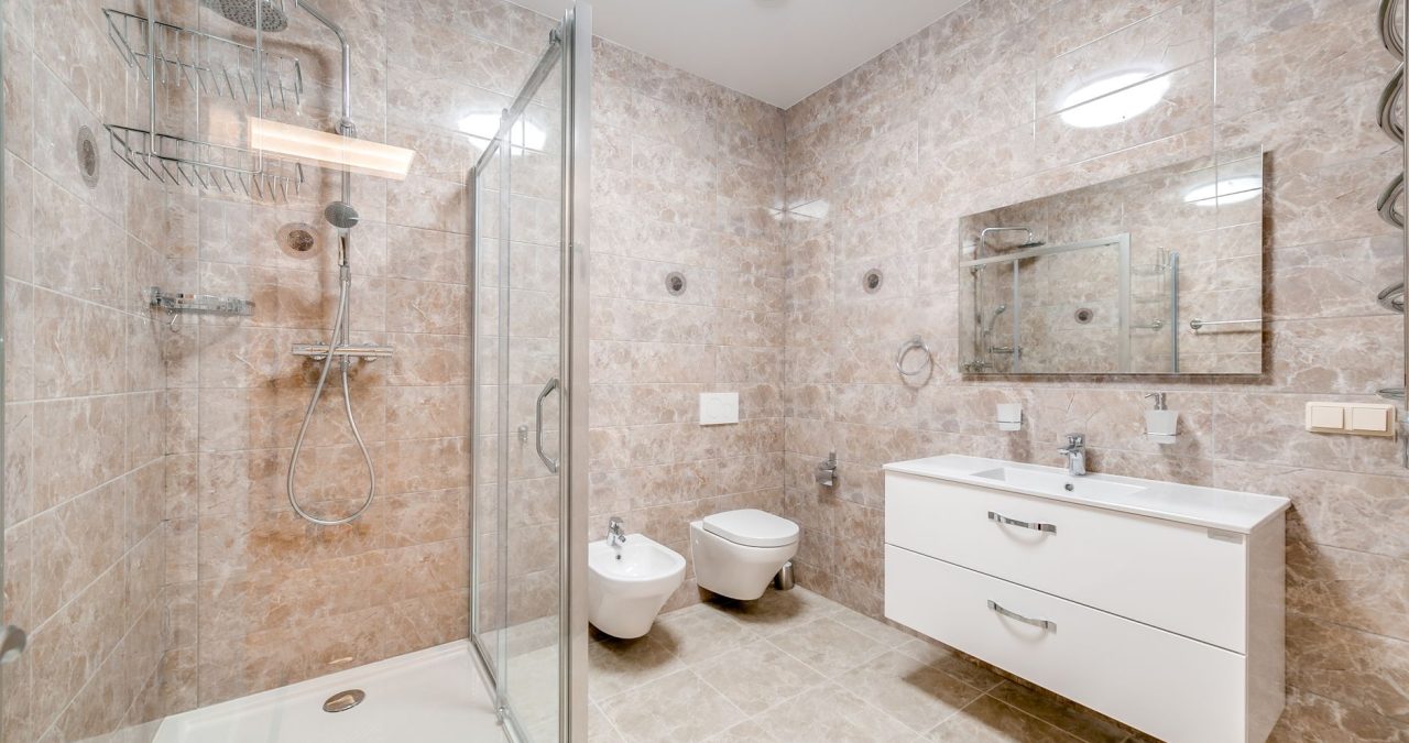 Cât Costă un Apartament cu 2 Băi în Iași? (Prețuri Iulie 2026)