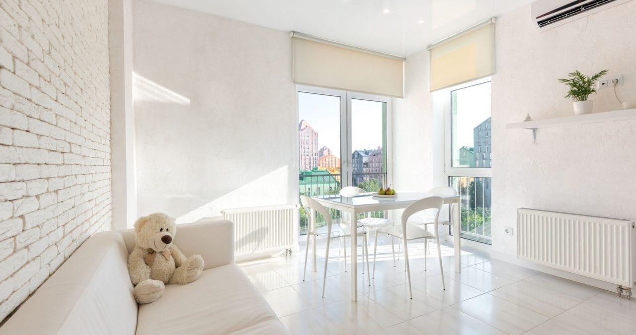 Ce apartament are cea mai bună lumină naturală? Ghid 2026